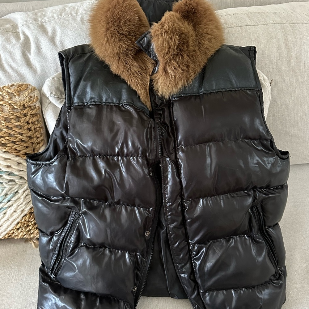 Fur vest
